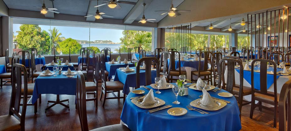 Bellavista Restaurant at Hotel Las Brisas Huatulco